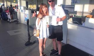 教练把我压在方向盘上 教练把我压在方向盘上